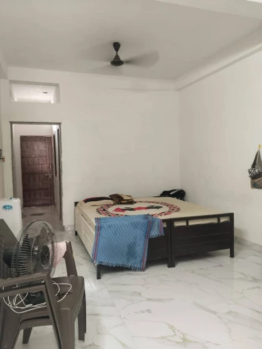 Gallery image 3 : 1 BHK Flat at Prahlad Nagar