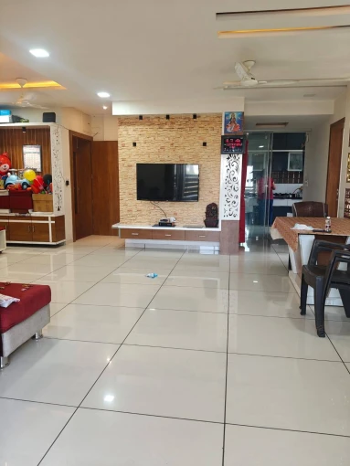Gallery image 10 : 3 BHK Flat at Bhadaj